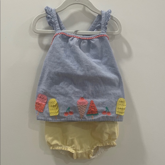 Baby Boden 2 piece Embroidered Ice Cream Set!